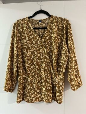 Old Navy Brown and Cream Boho Floral Wrap Style Blouse